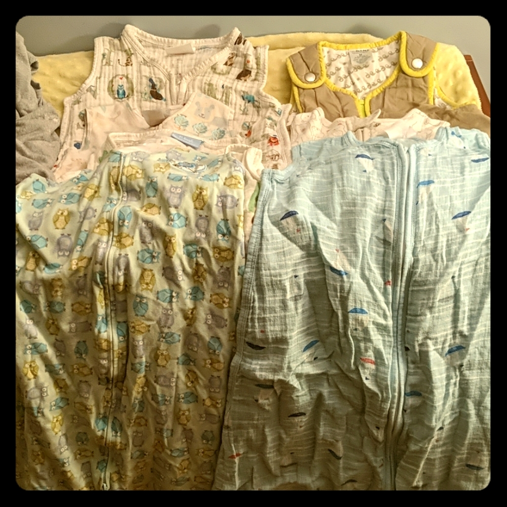 7 Sleepsacks & 1 Swaddle